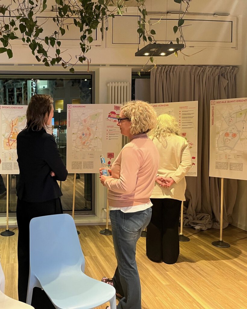 251028_Abschlussveranstaltung1 hochkant